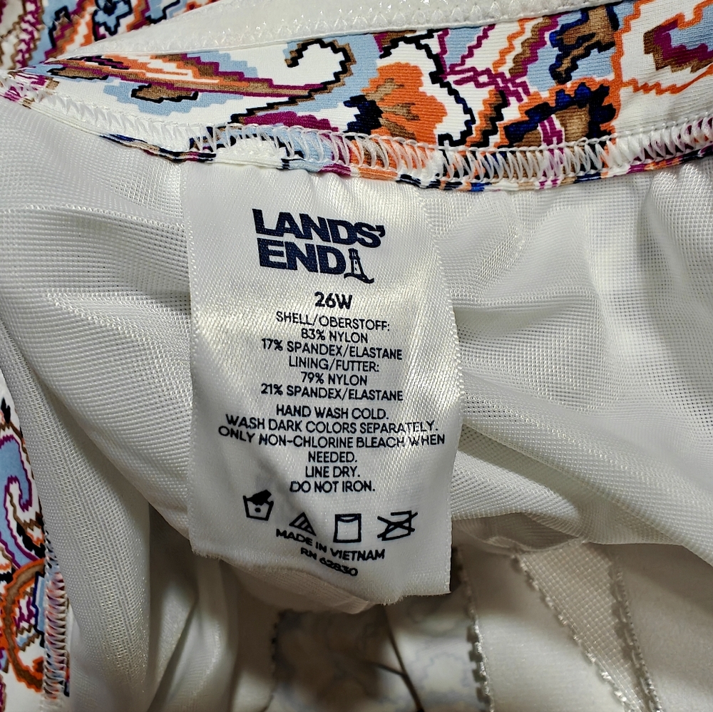 New Lands' End Paisley Tankini Swim Top Women's Size 26W. - Picture 4 of 4